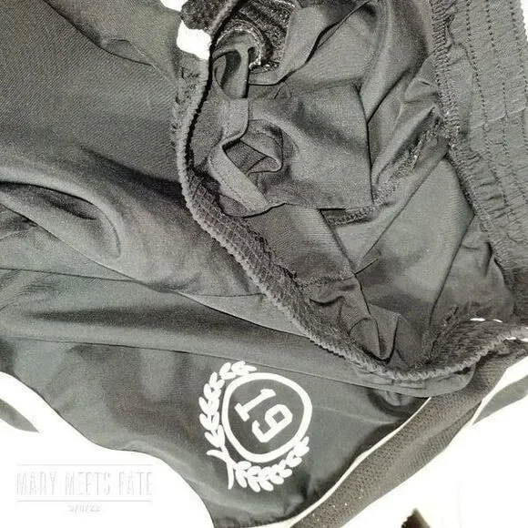 Black Pull On Running Shorts Small 19 Emblem Gym Workout Gear - Picture 6 of 6